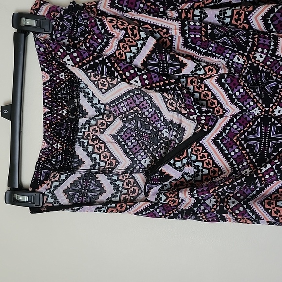 Express multicolor ruched tulip hem midi maxi skirt, fun pattern, women's medium - Picture 8 of 11